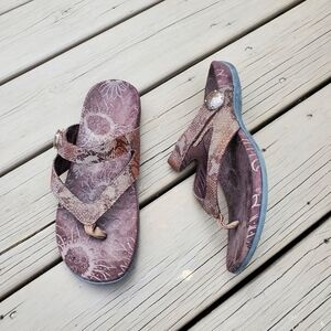 Vionic Cocoa Orthoheel Brown Bronze Iridescent Faux Snakeskin Embossed Sandals